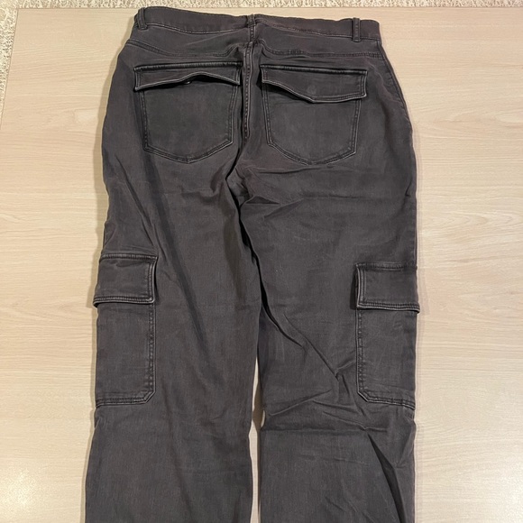 Express Cargo Pants - Picture 3 of 8